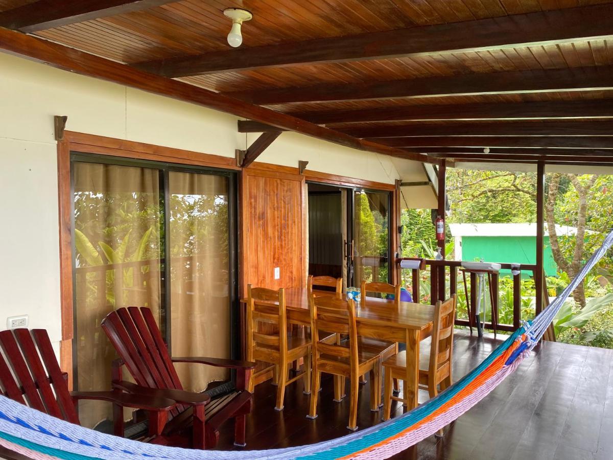 Cabana Ara Macao Lodge *