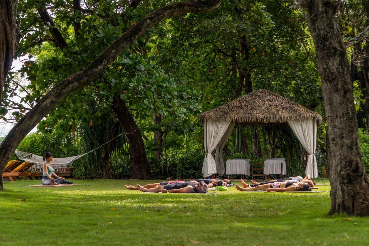 Hotel Capitan Suizo Beachfront Boutique Tamarindo
