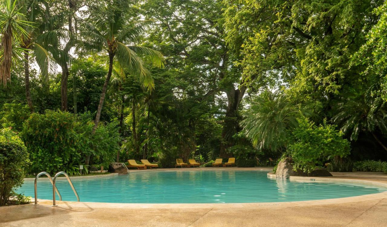 Capitan Suizo Beachfront Boutique Hotel