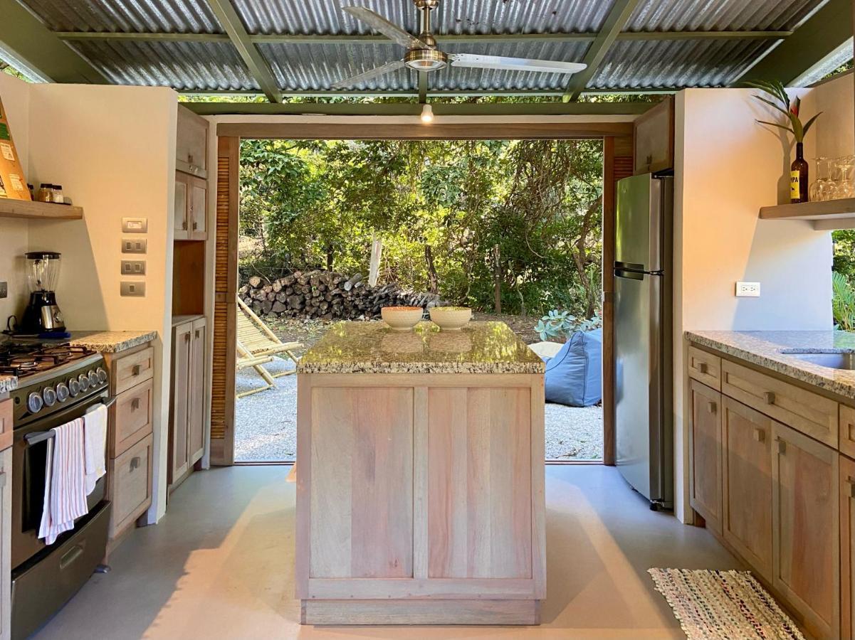 Vida Verde Eco-guesthouse Bed & Breakfast Playa Avellana