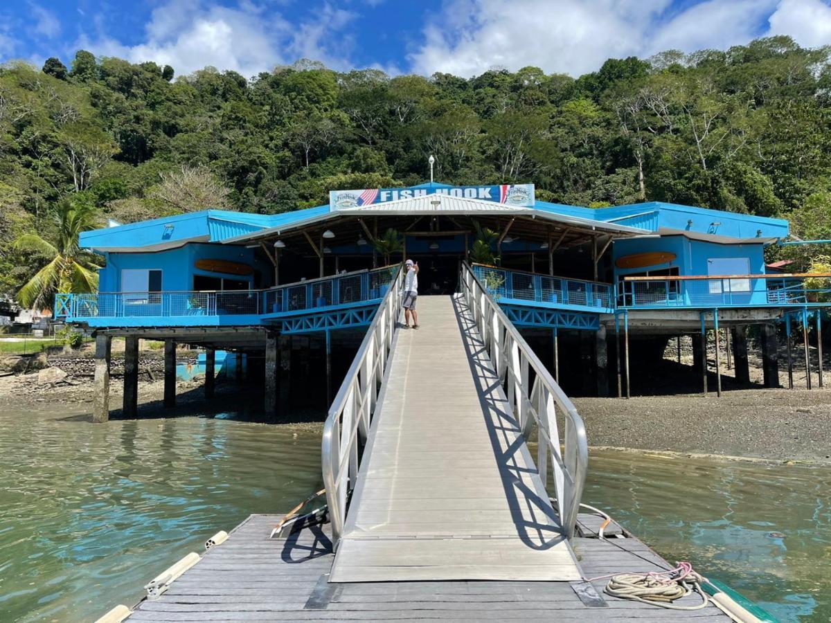 Hotel Fish Hook Marina