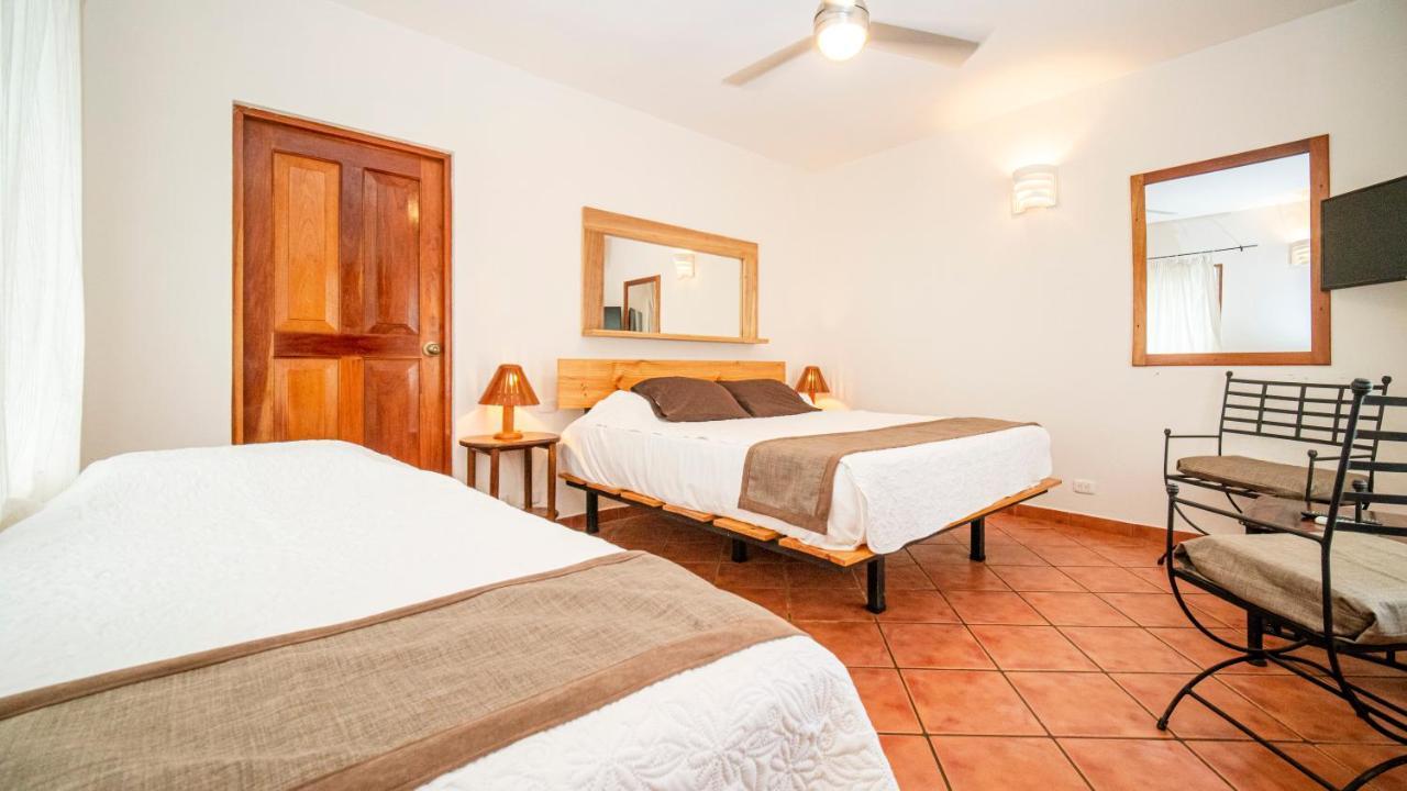 Luna Llena Bed & Breakfast Tamarindo