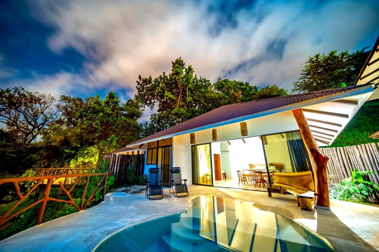 Akua Ocean View Hotel