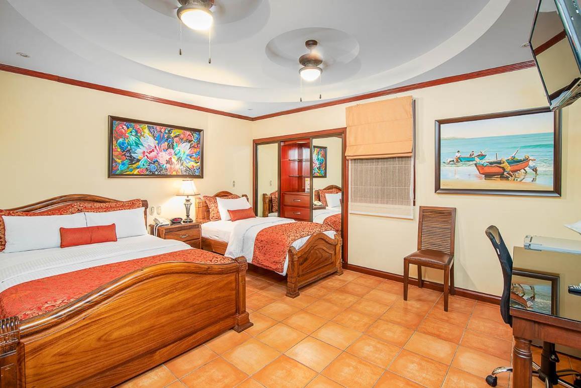 Casa Roland Hotel
