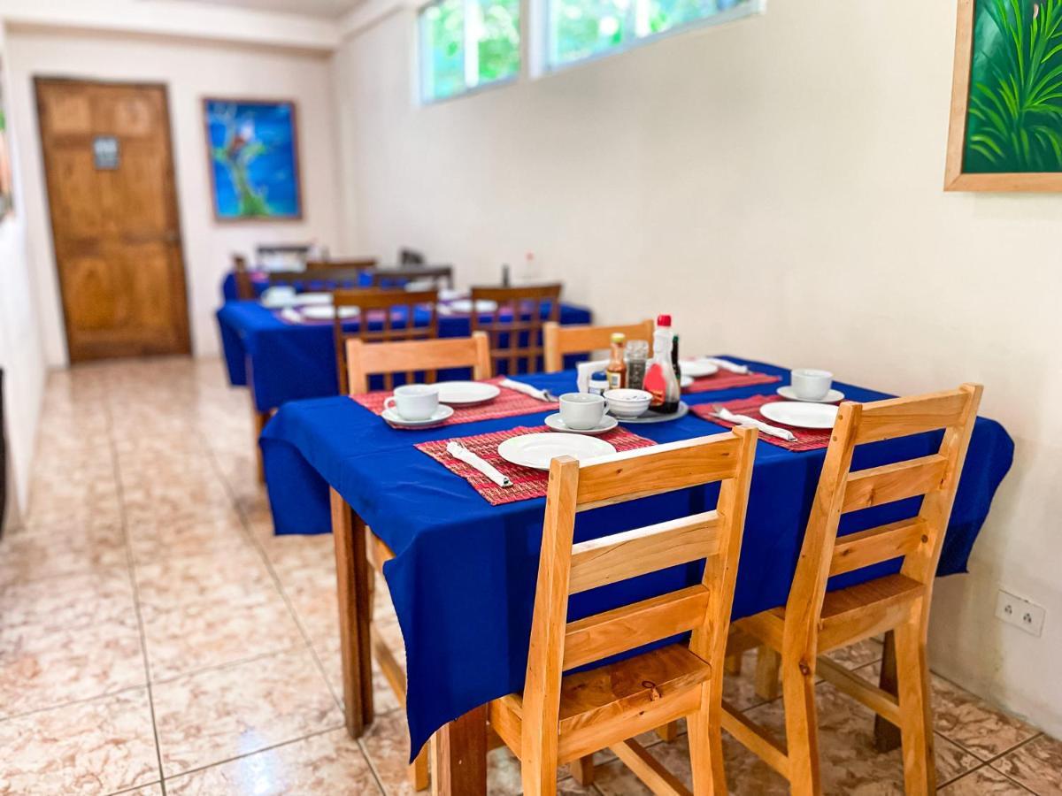Bed & Breakfast La Casa De La Montana 2*