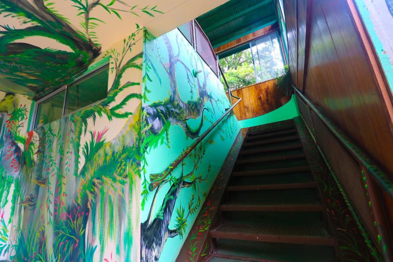 La Casa De La Montana Bed & Breakfast 2*