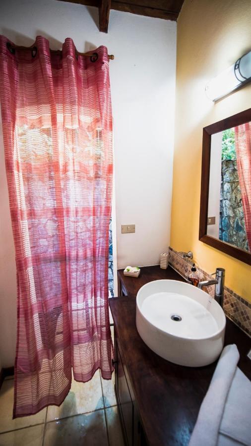 El Pequeno Gecko Hotel 3*