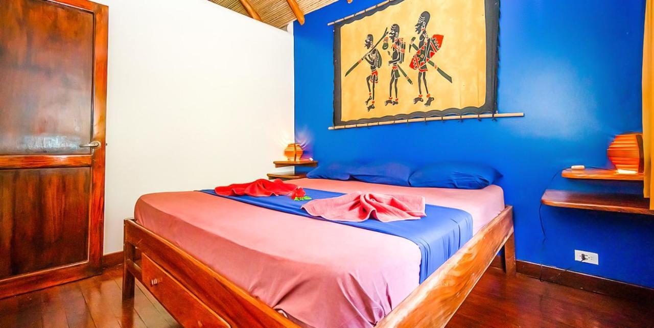 Sol Y Luna Lodge Playa Grande