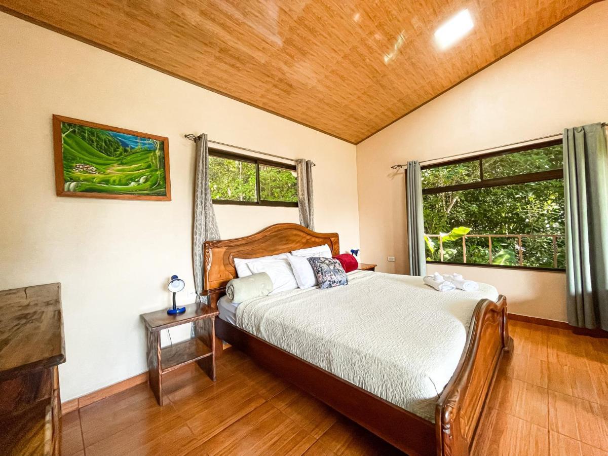 La Casa De La Montana Bed & Breakfast 2*