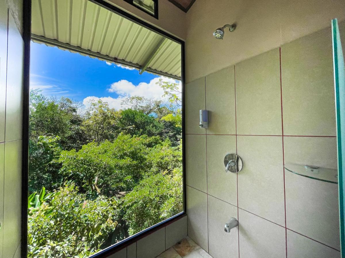Bed & Breakfast La Casa De La Montana 2*