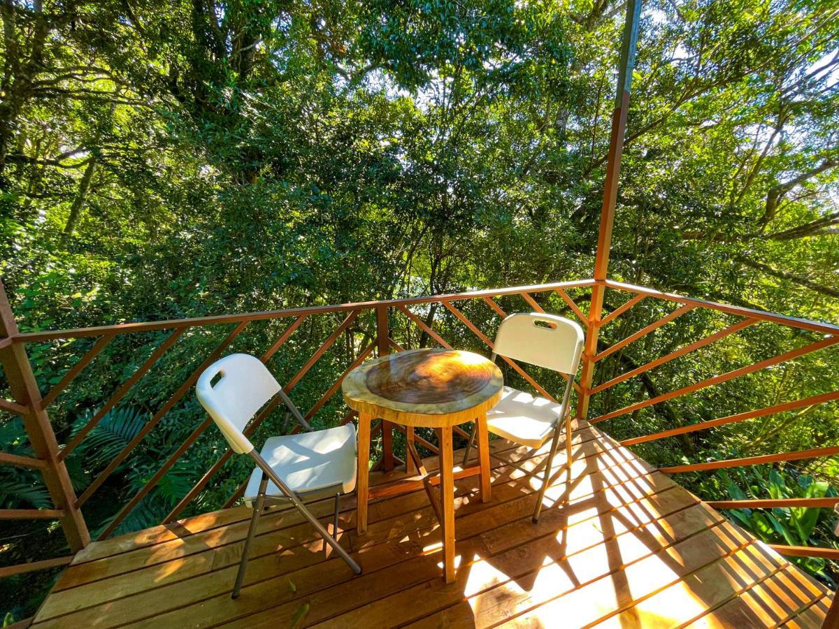 La Casa De La Montana Bed & Breakfast 2*
