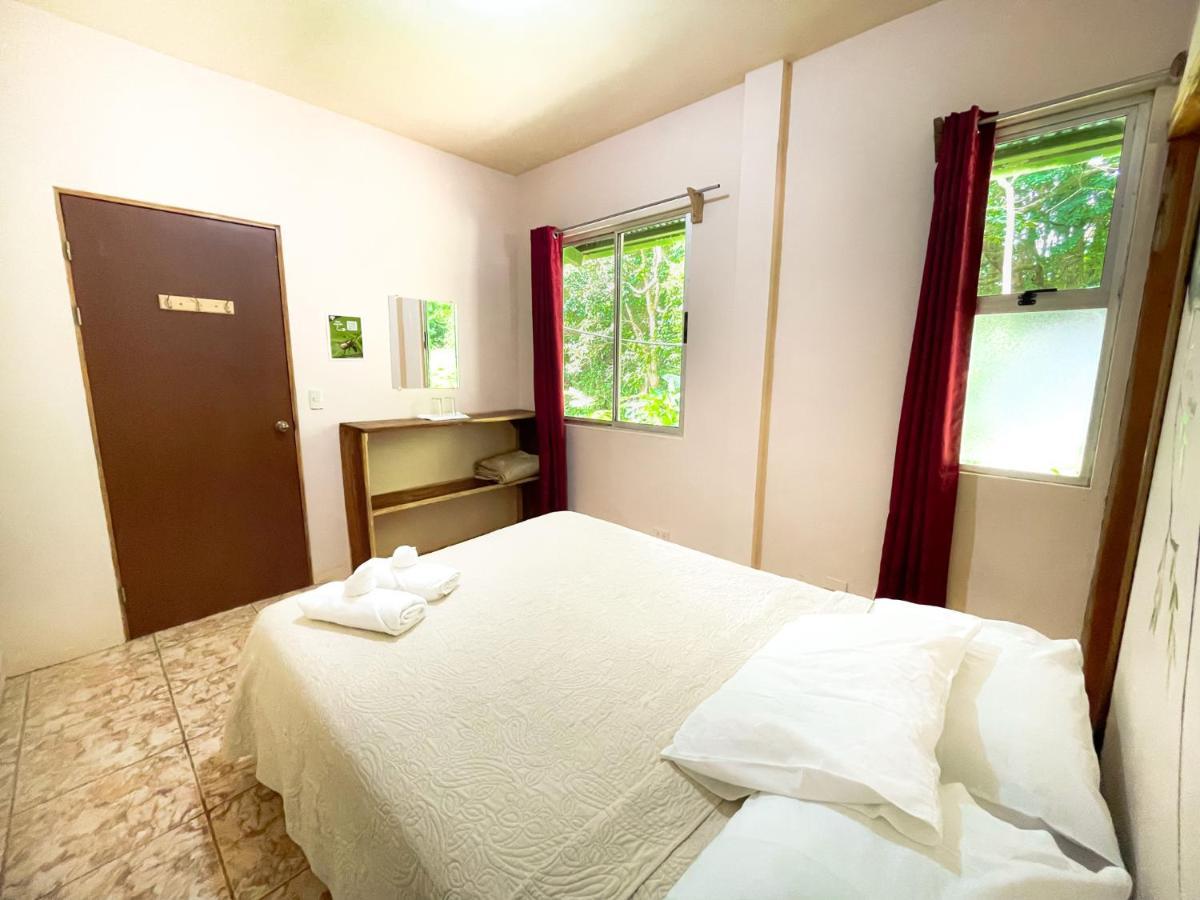 Bed & Breakfast La Casa De La Montana 2*