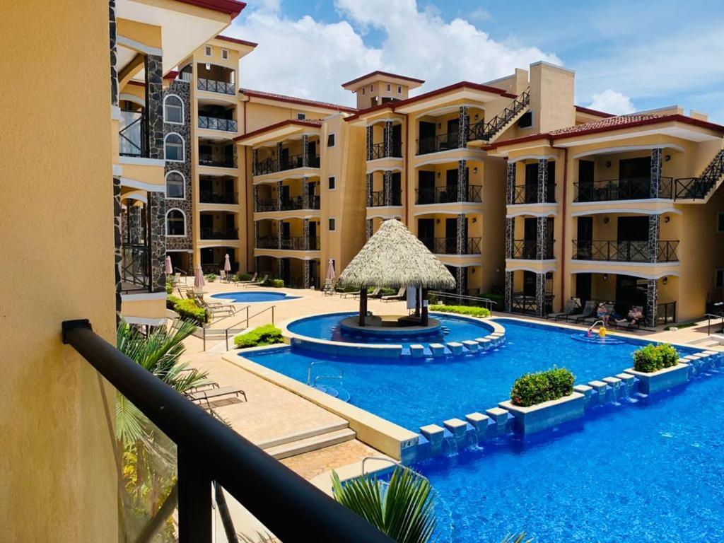 Bahia Encantada Beach Front Proyect, Jaco Paradise Aparthotel