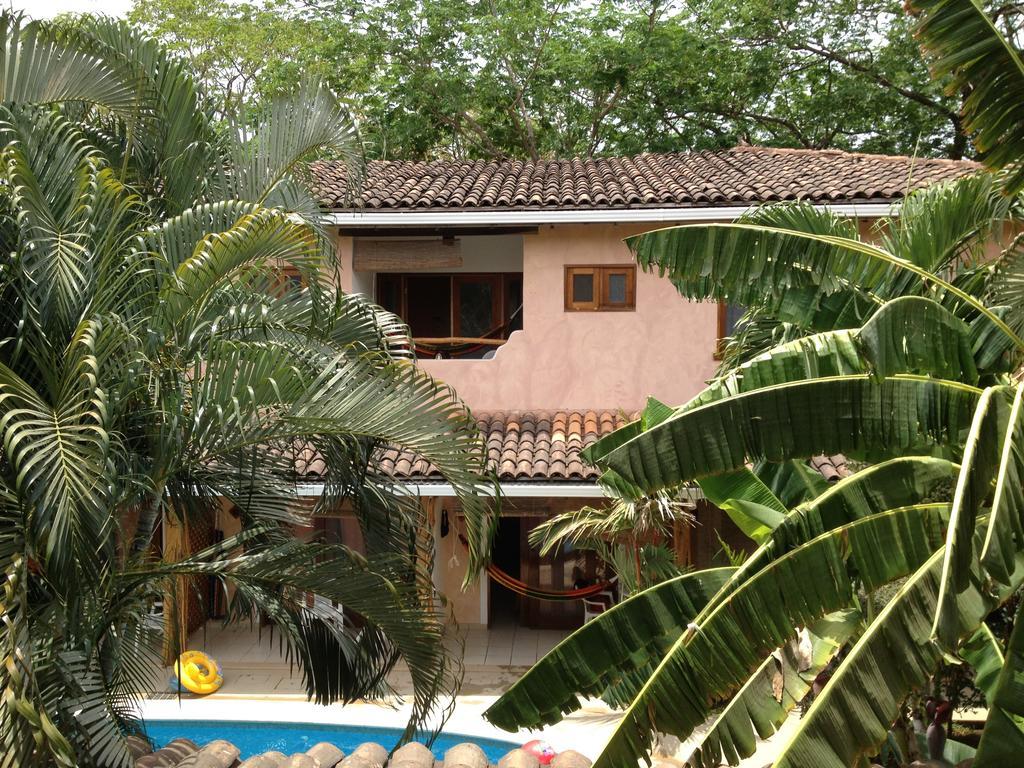Domus Kahuna Bed & Breakfast