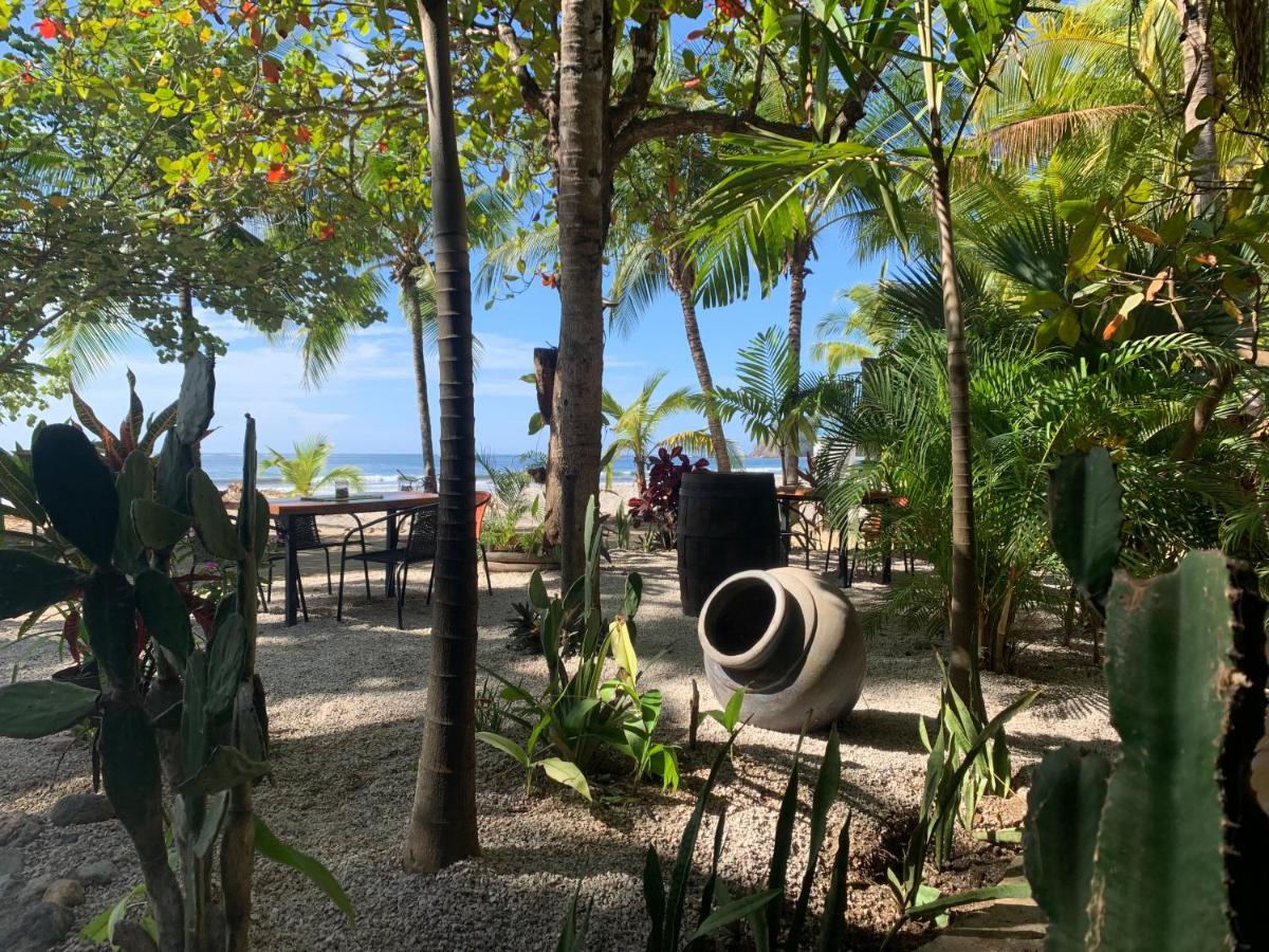 Front Bahia Hotel