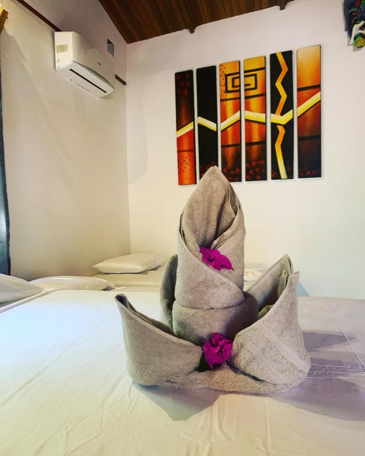 Front Bahia Hotel 2*