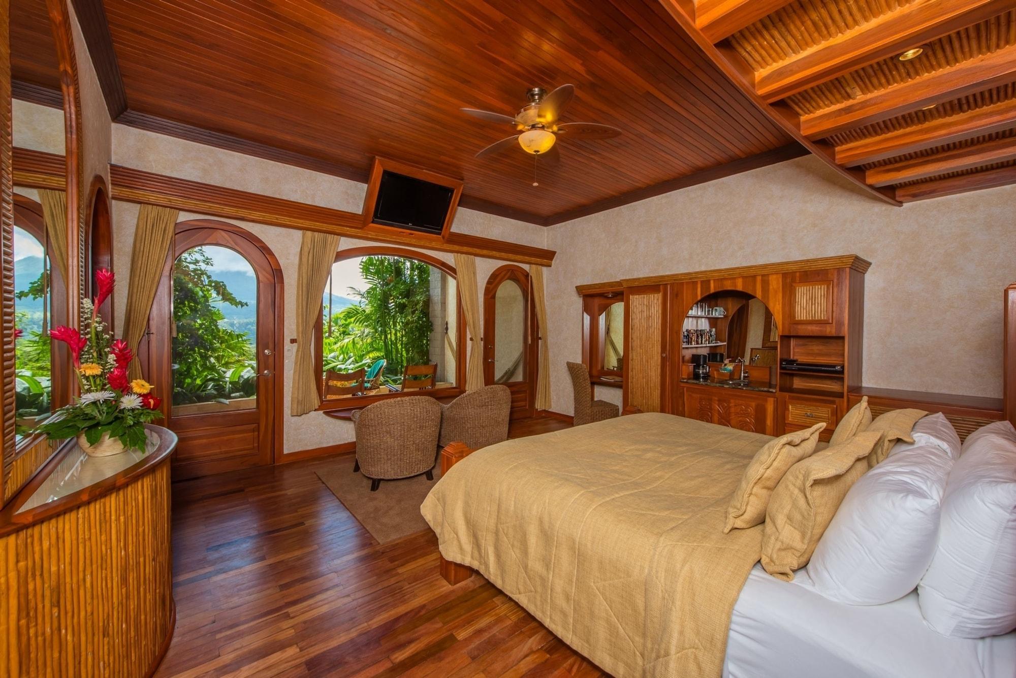 The Springs & Spa At Arenal Resort 5*