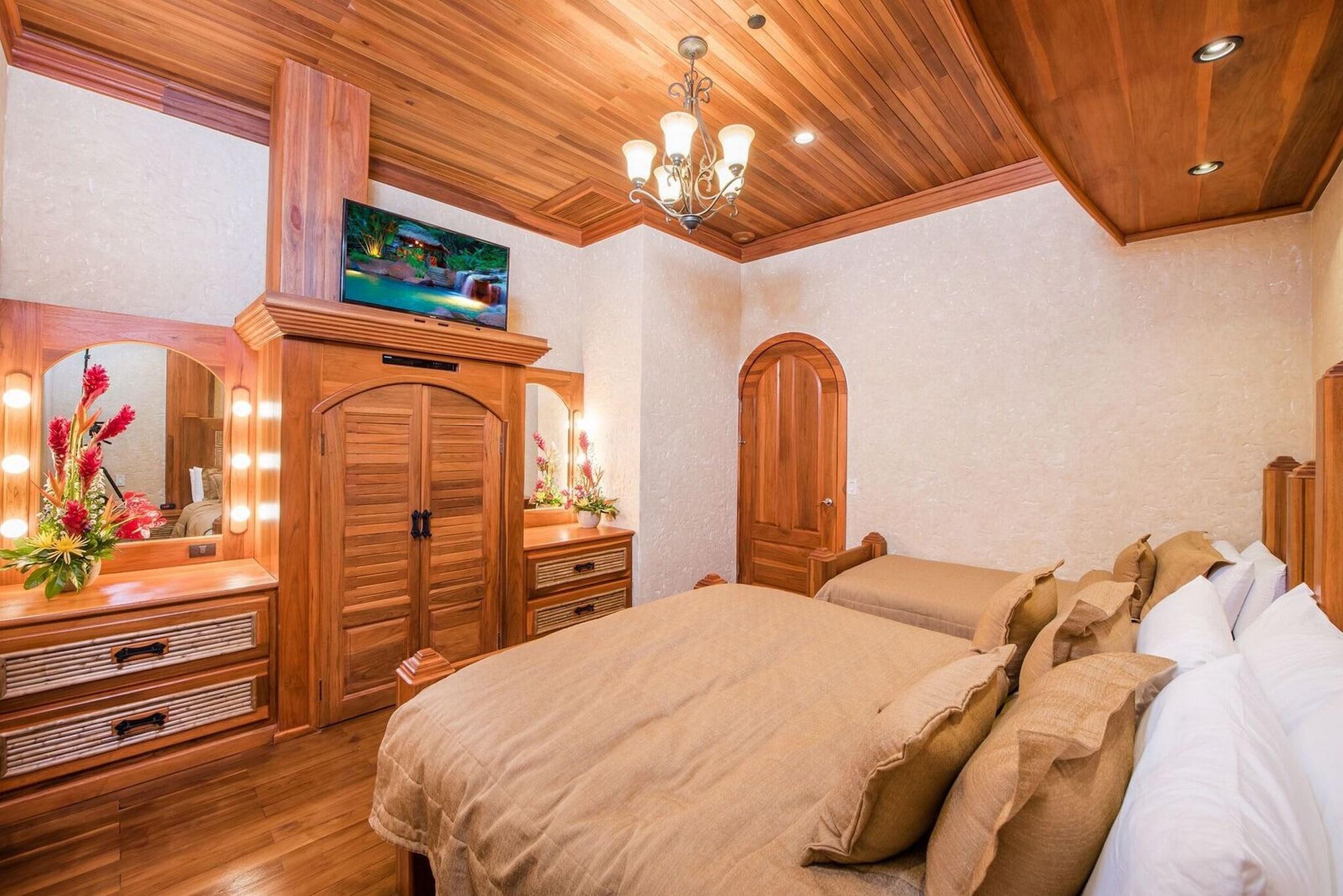 Resort The Springs & Spa At Arenal 5*