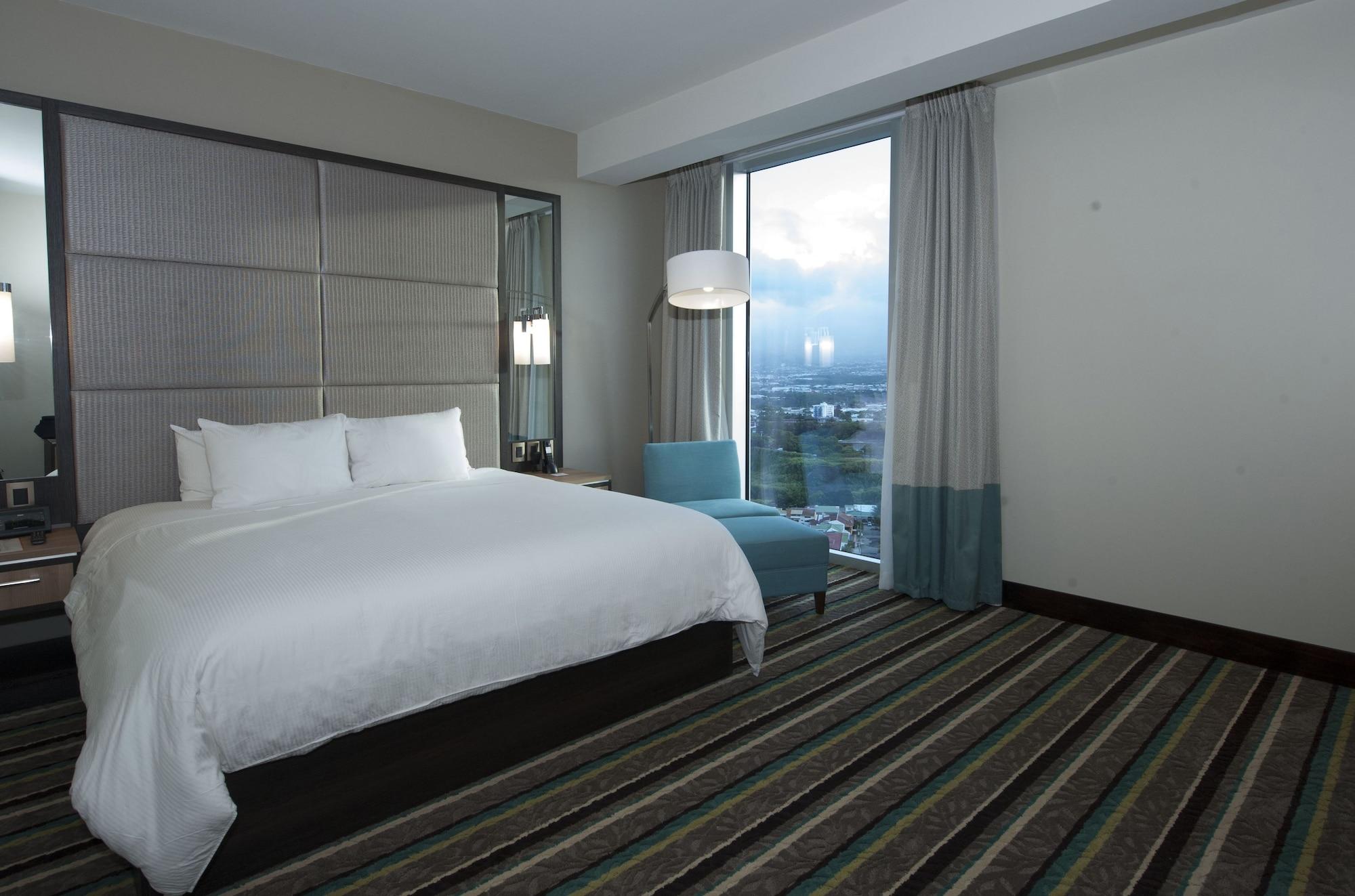 Hotel Hilton Garden La Sabana, Costa Rica 3*