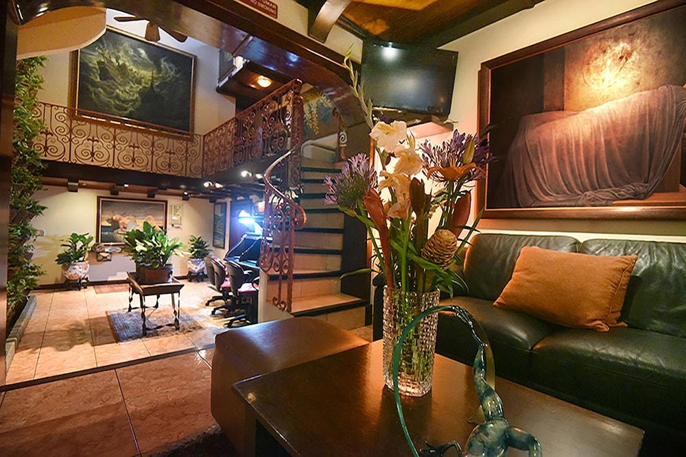 Casa Roland Hotel