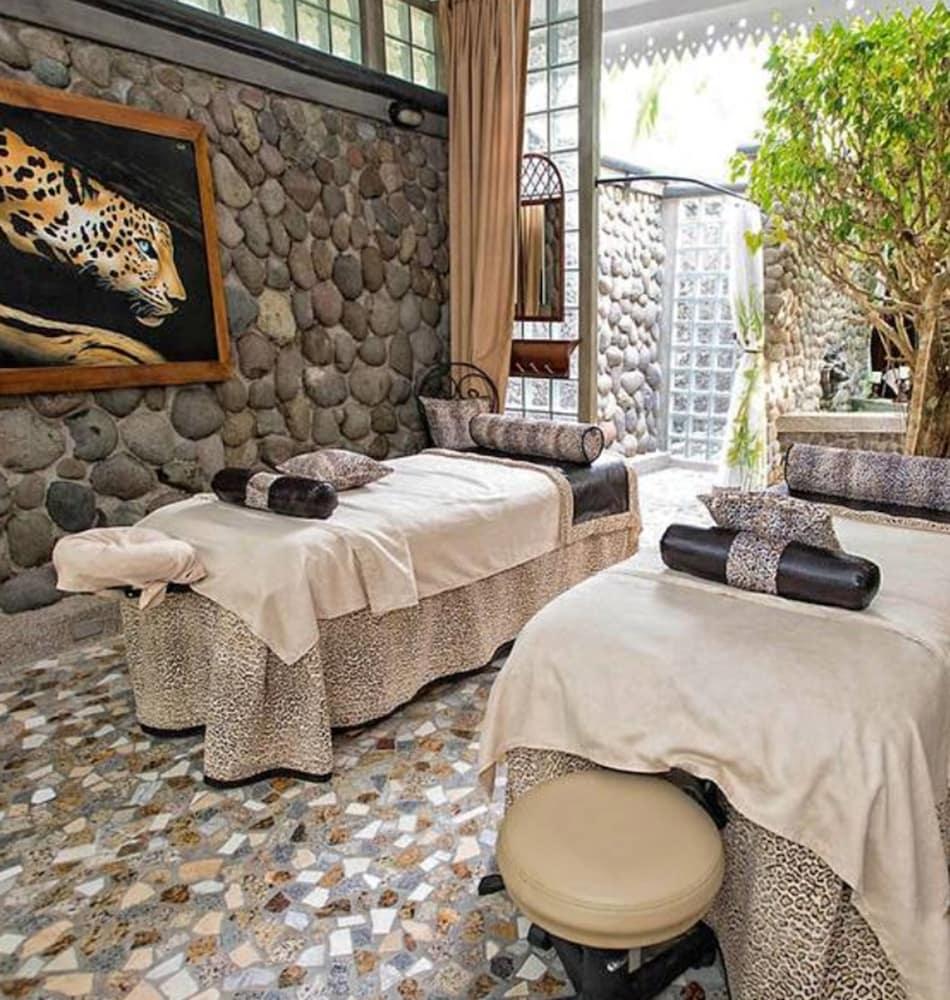 Zephyr Palace Luxury Jaco