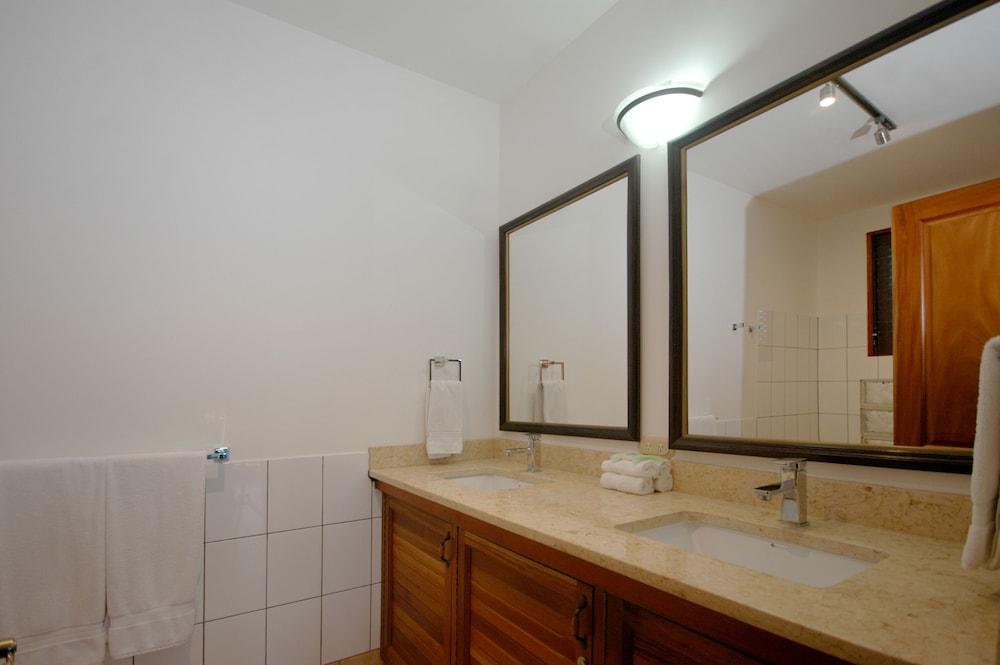 Hotel Club Del Sol 3*
