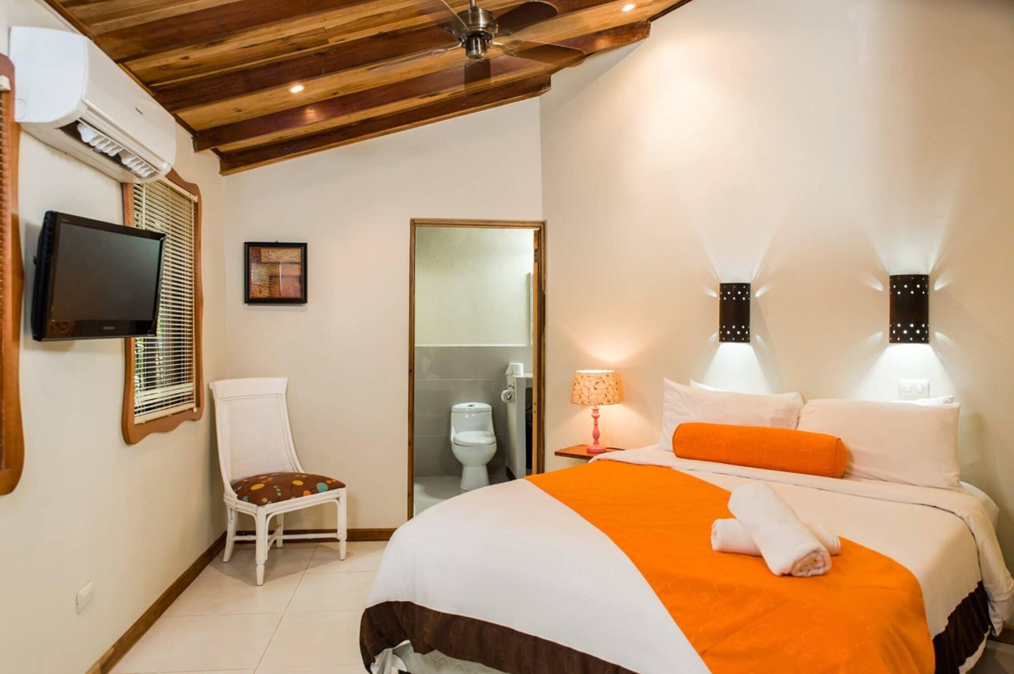 Pasatiempo Hotel Tamarindo