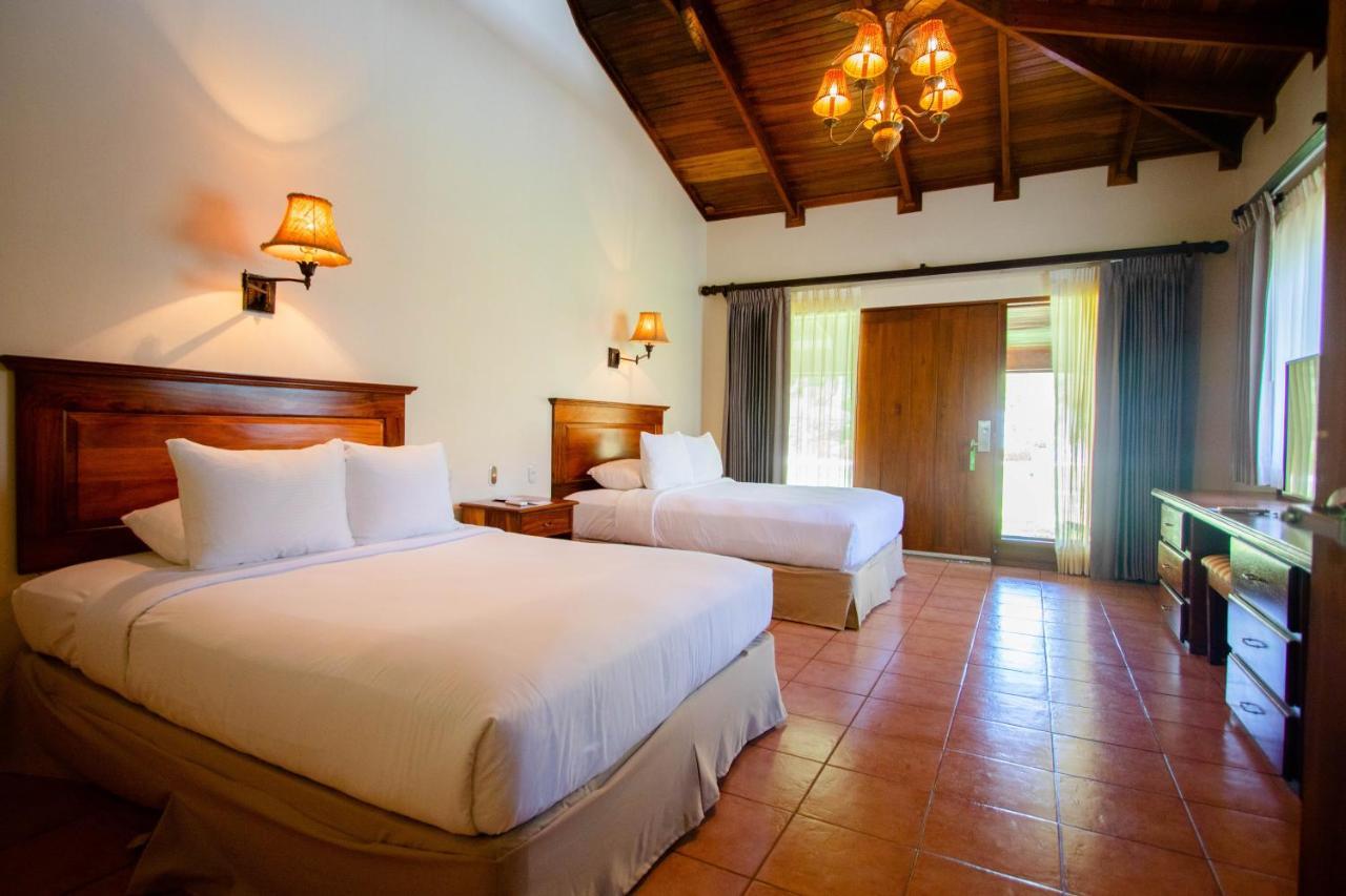 Hotel Cc Front Papagayo