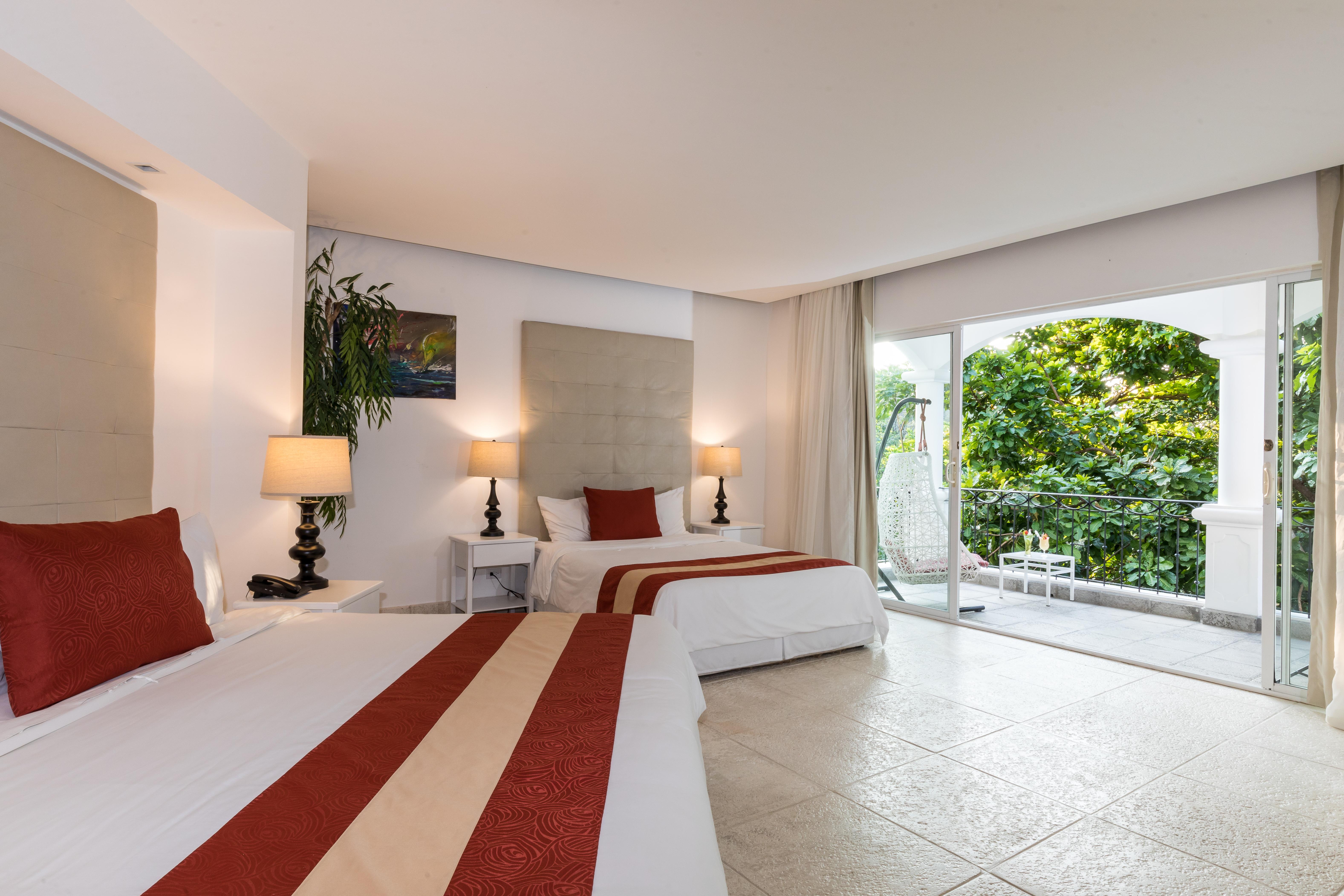 Shana By The Manuel Antonio