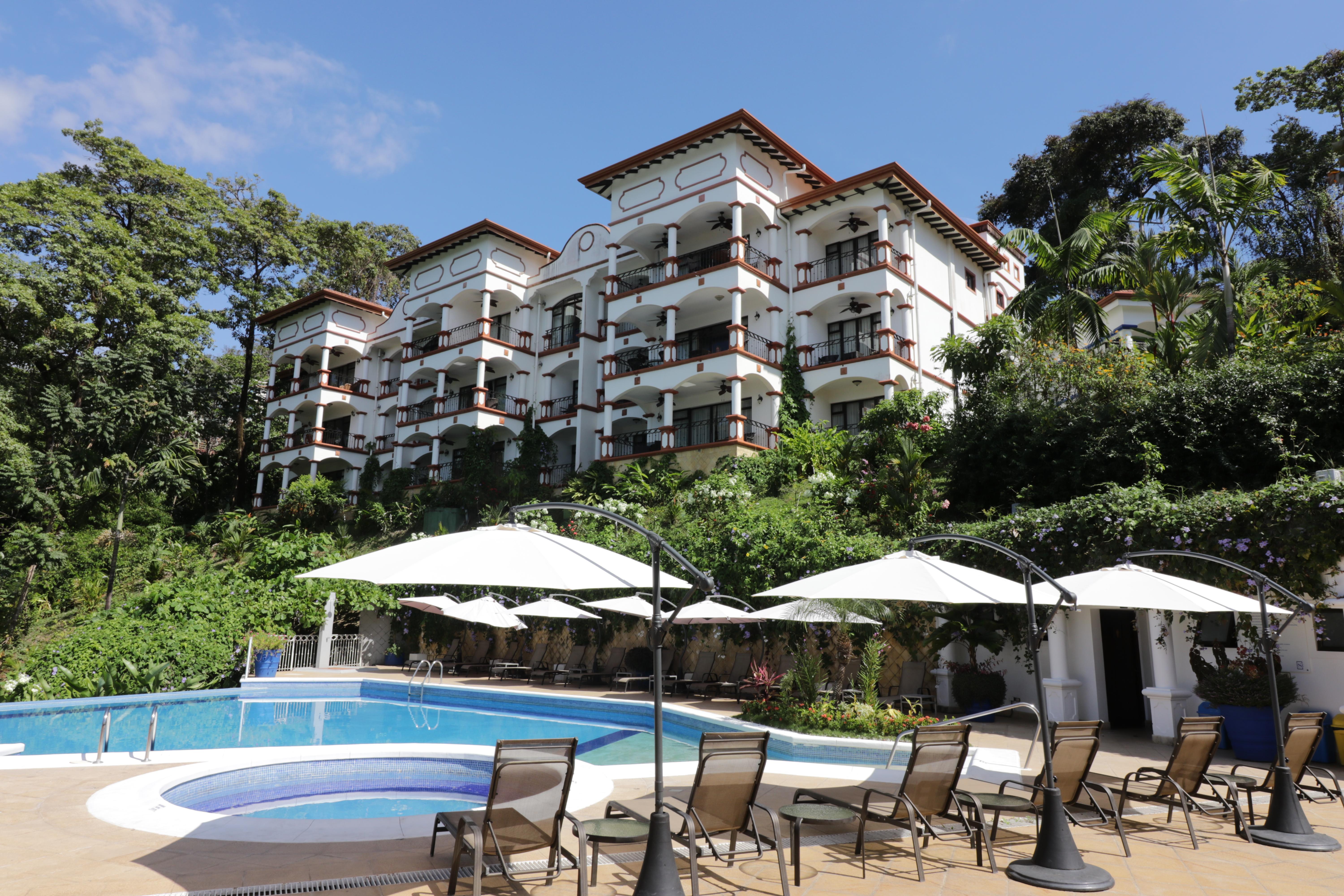 Shana By The Hotel 4*