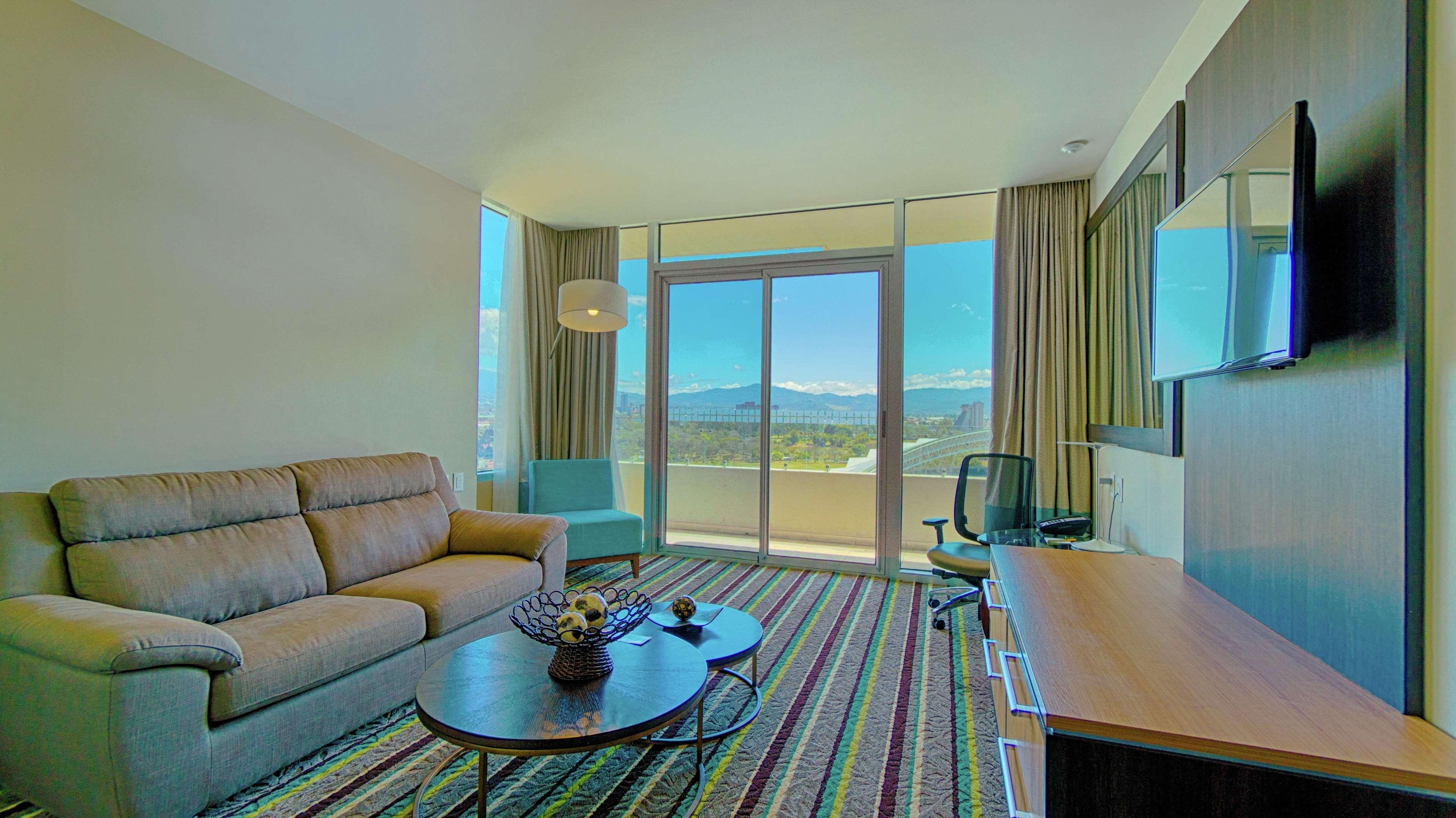 Hilton Garden La Sabana, Costa Rica 3*