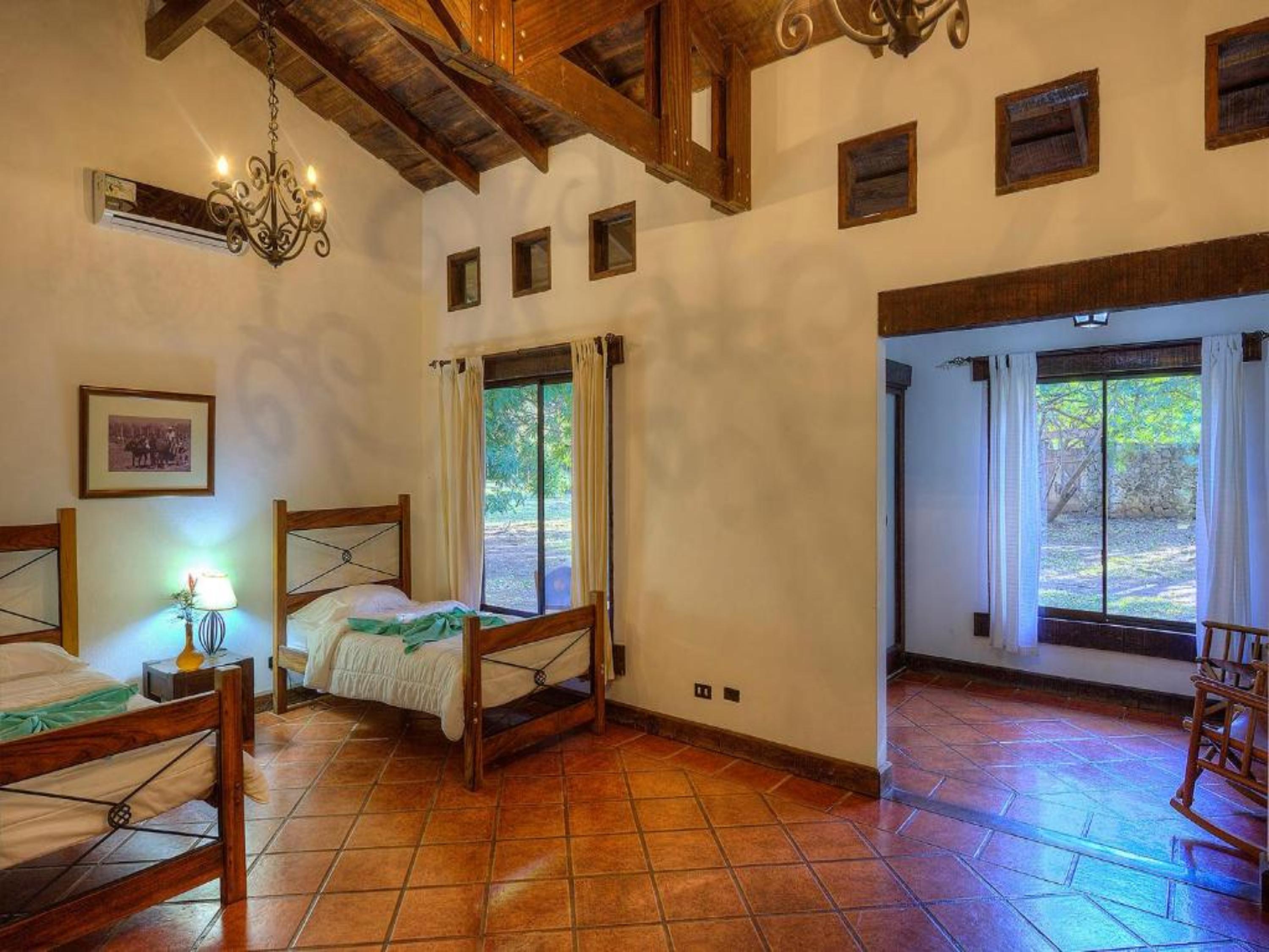 Hacienda La Pacifica Eco-lodge Canas