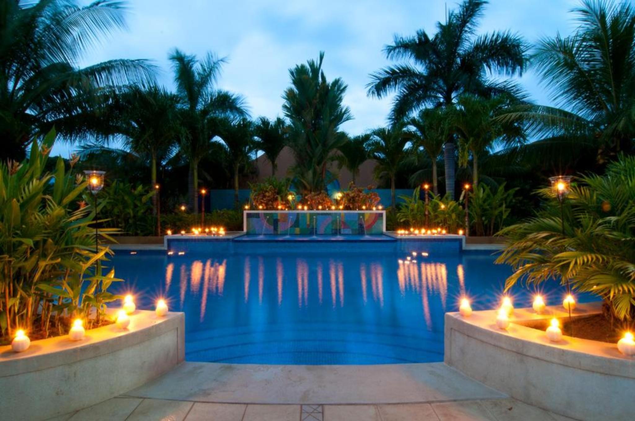 Alma Del Pacifico & Hotel 4*