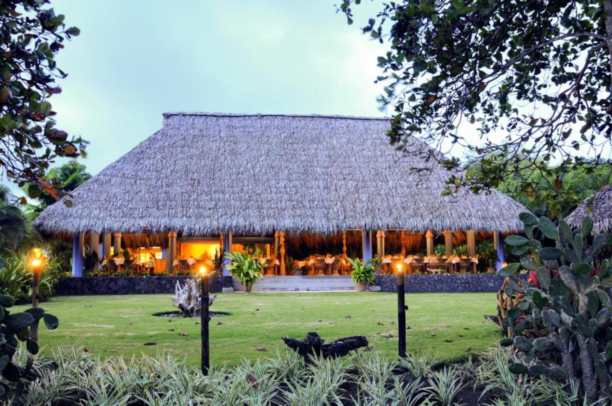 Alma Del Pacifico & Esterillos Este