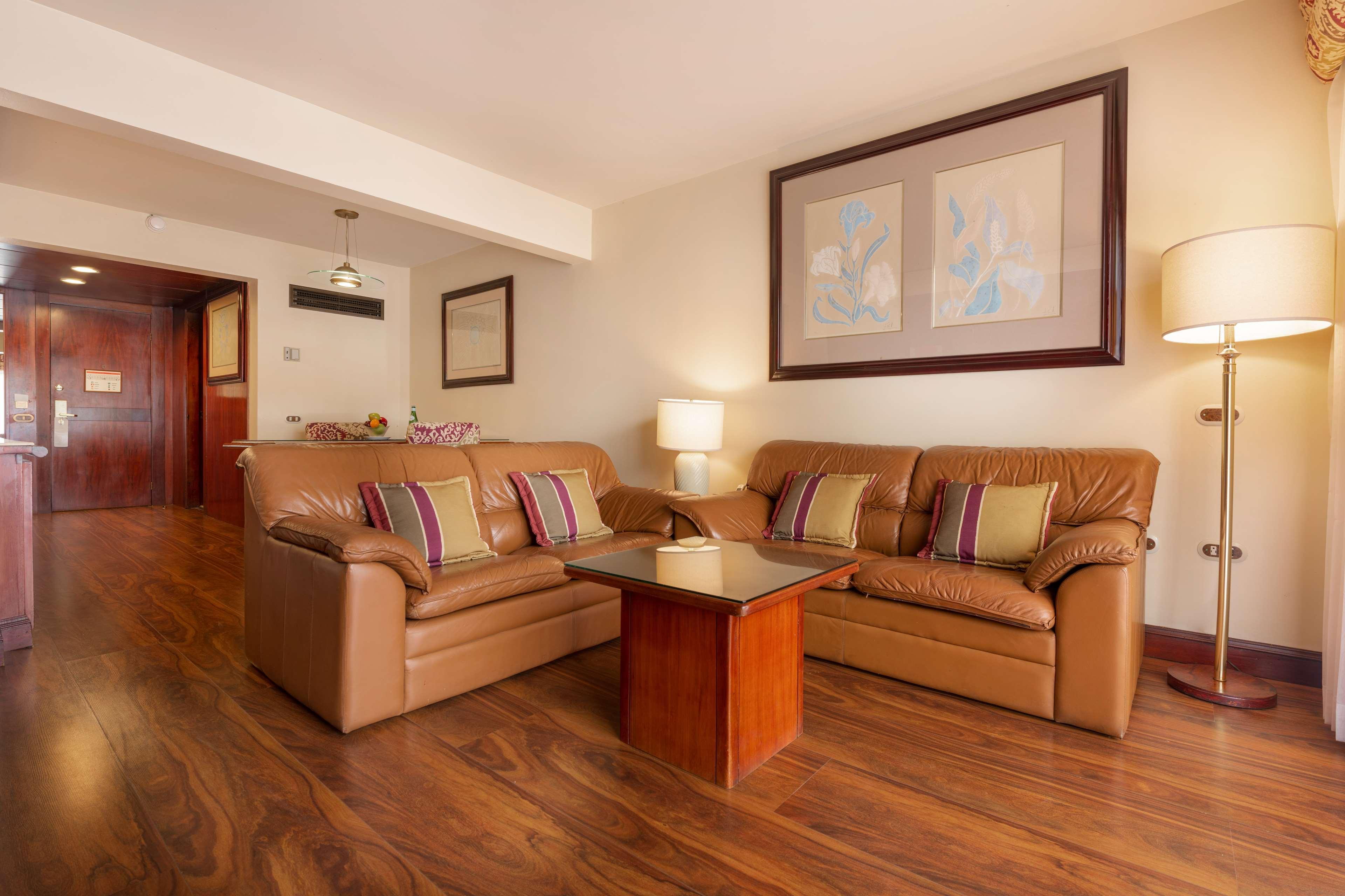 Barcelo Hotel