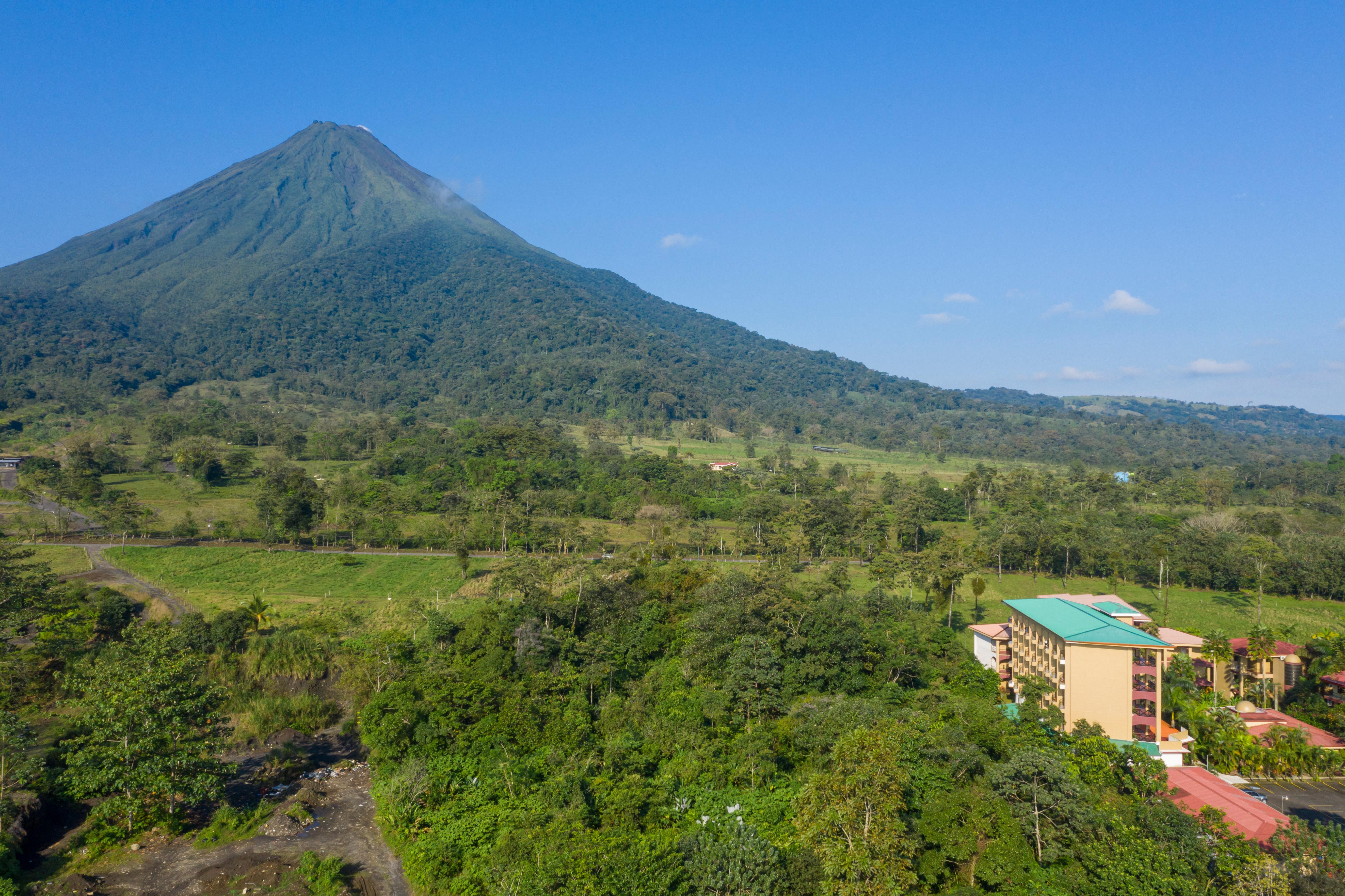 Hotel Magic Mountain 4*