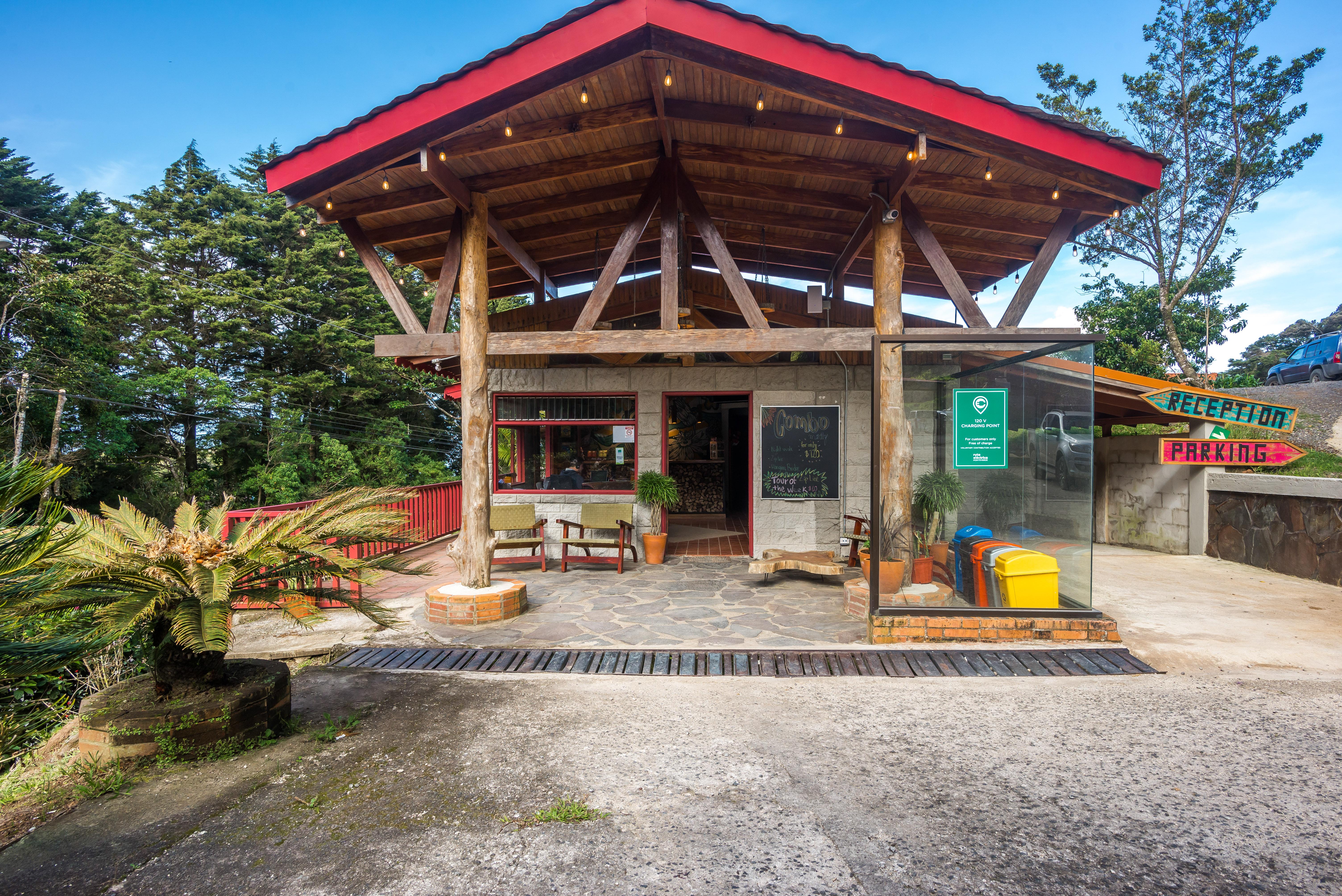 Socialtel Monteverde