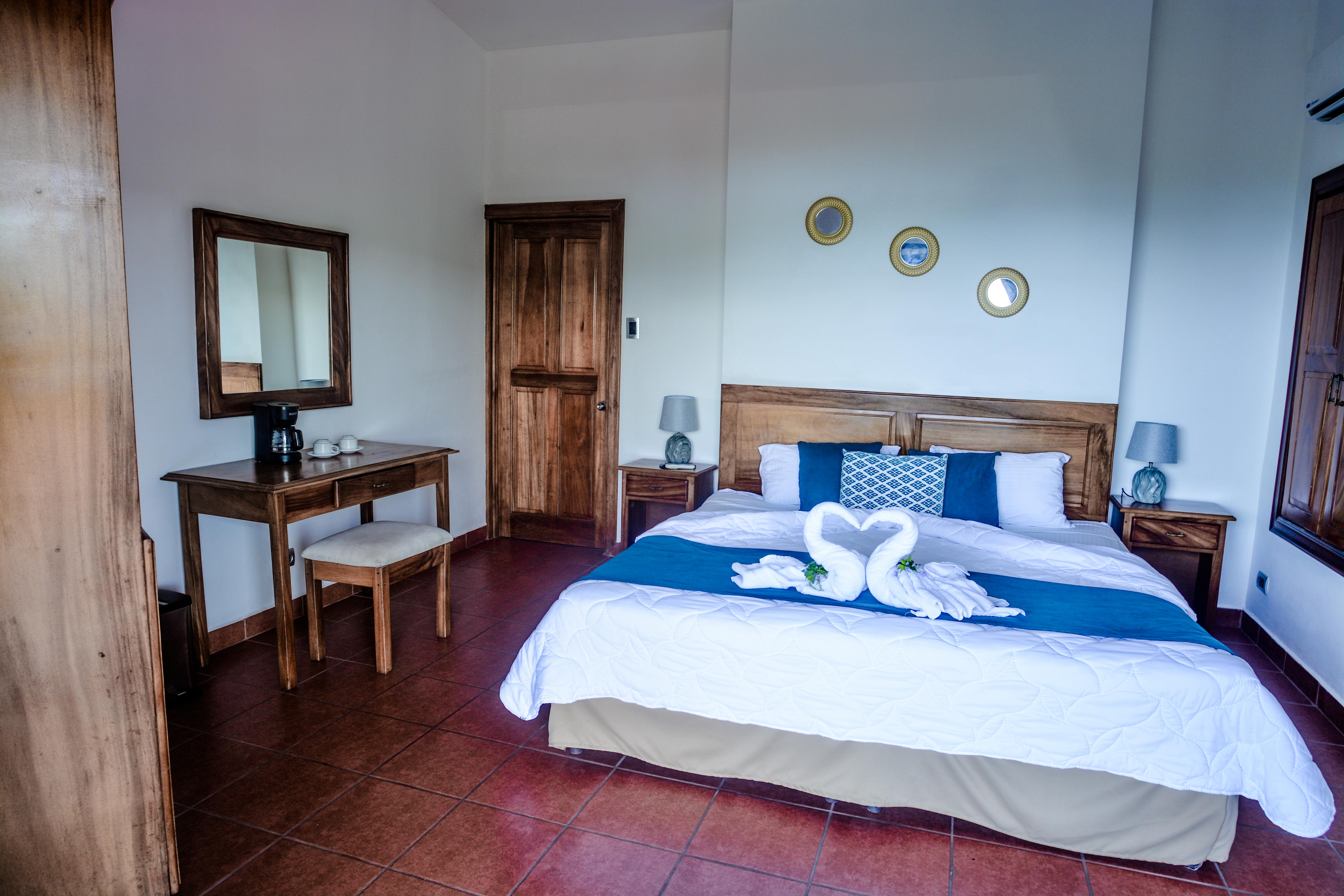 Condovac La Costa 4*