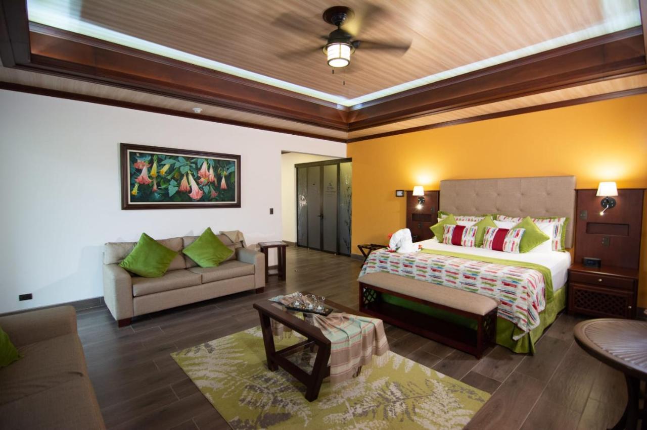 Hotel Arenal Springs & La Fortuna