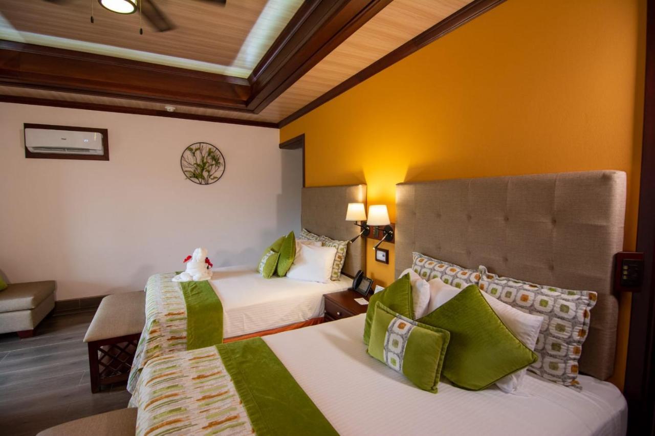 Arenal Springs & Hotel