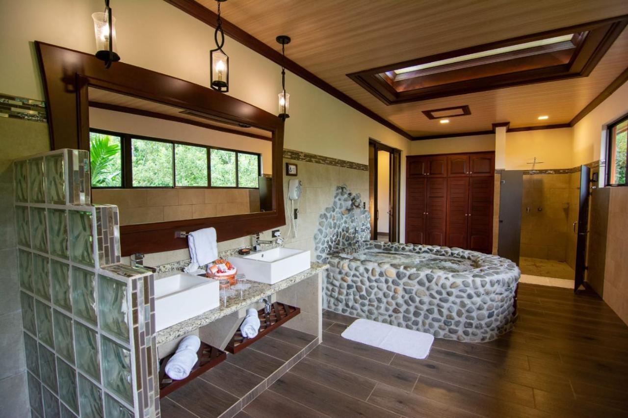 Arenal Springs & Hotel 5*