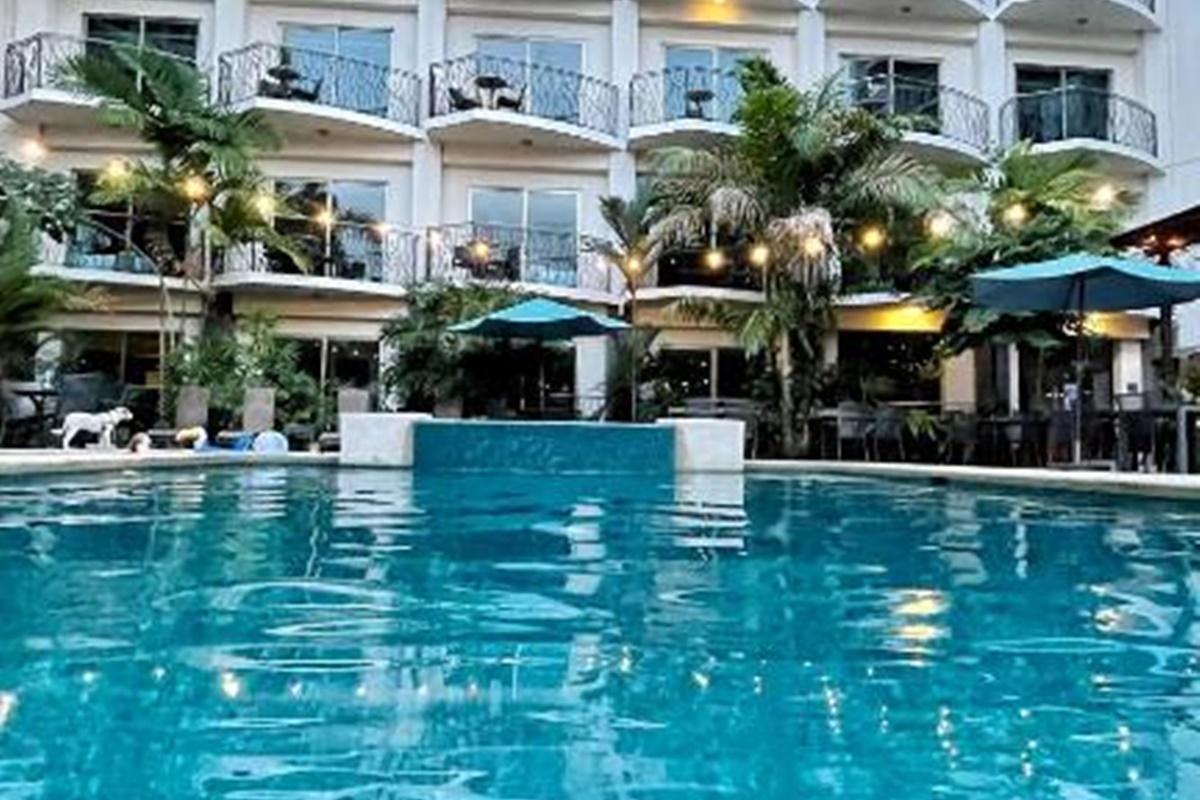 Oceano Boutique & Bistro Hotel 4*