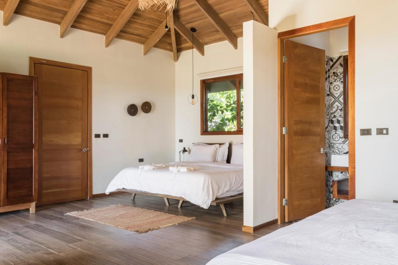 Thea & Retreats - Santa Teresa *