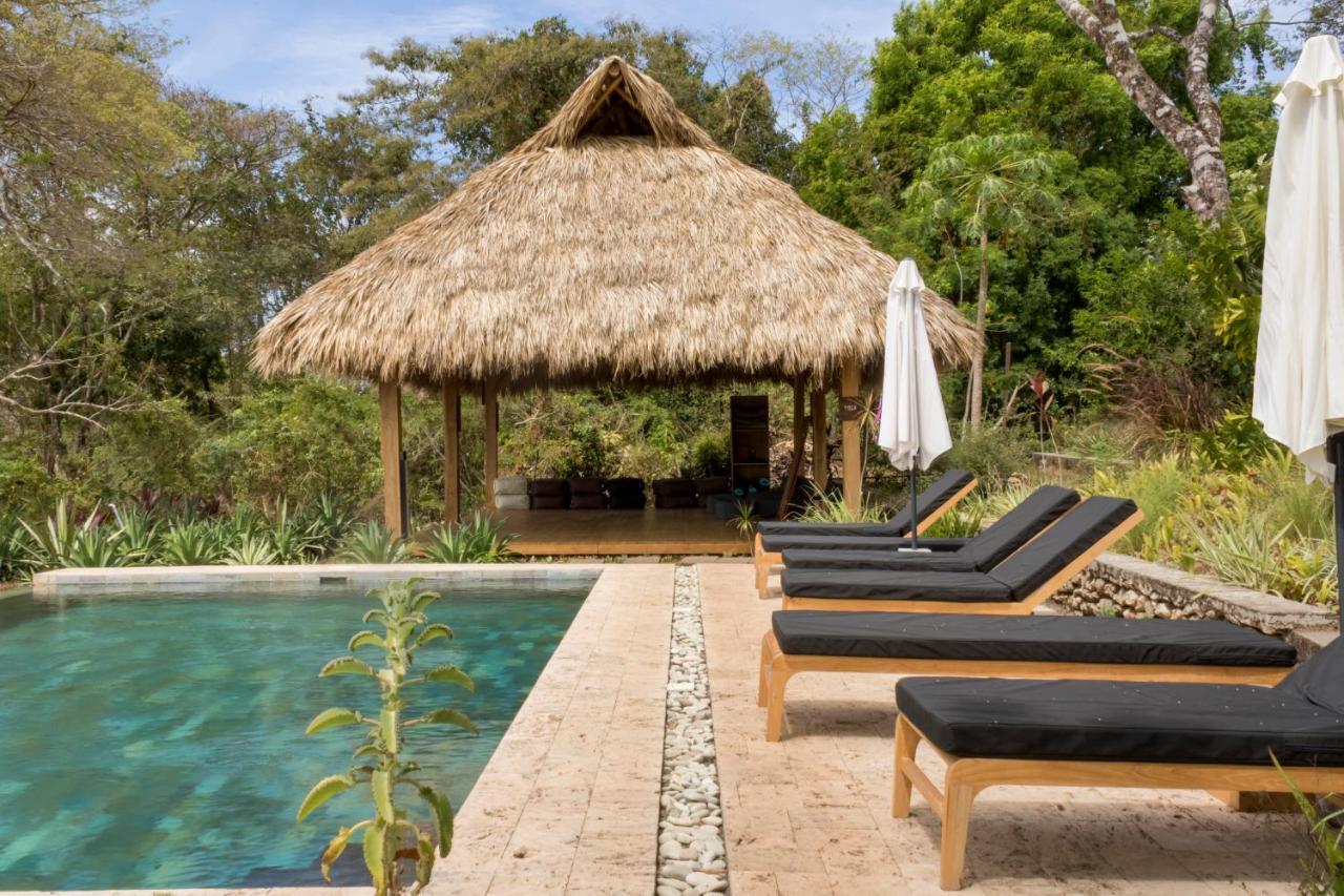 Resort Thea & Retreats - Santa Teresa *