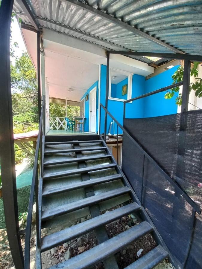 Bed & Breakfast Donde Familia Manito Paquera