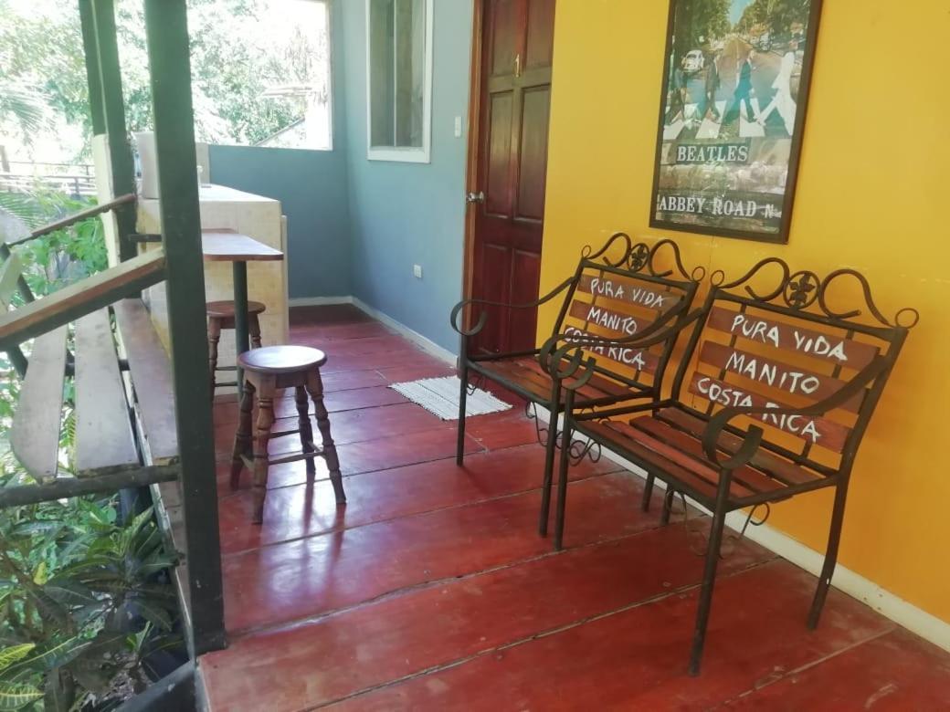 Donde Familia Manito Bed & Breakfast Paquera