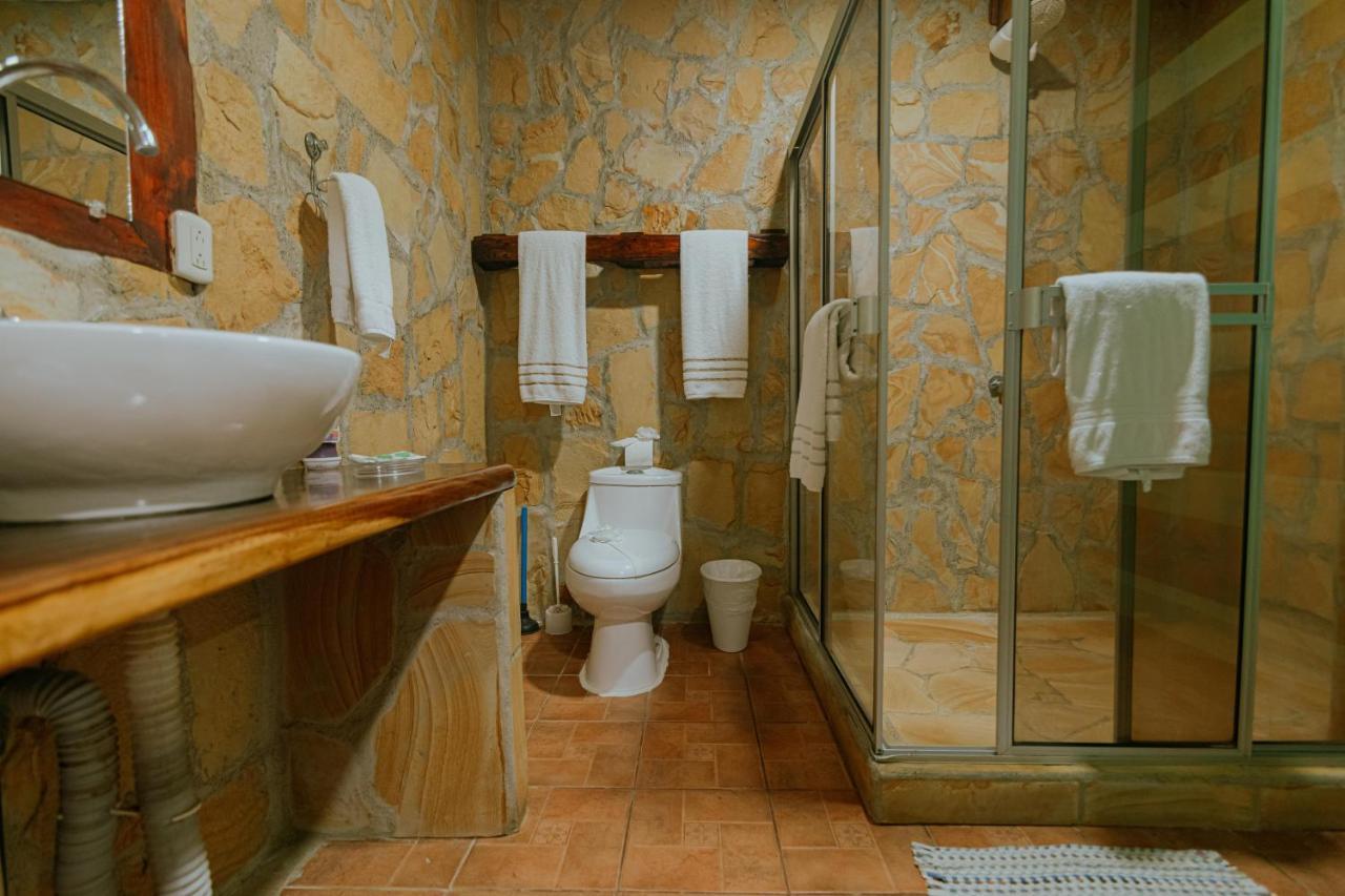 Oasis Diverse Adult Retreat Bed & Breakfast Quepos