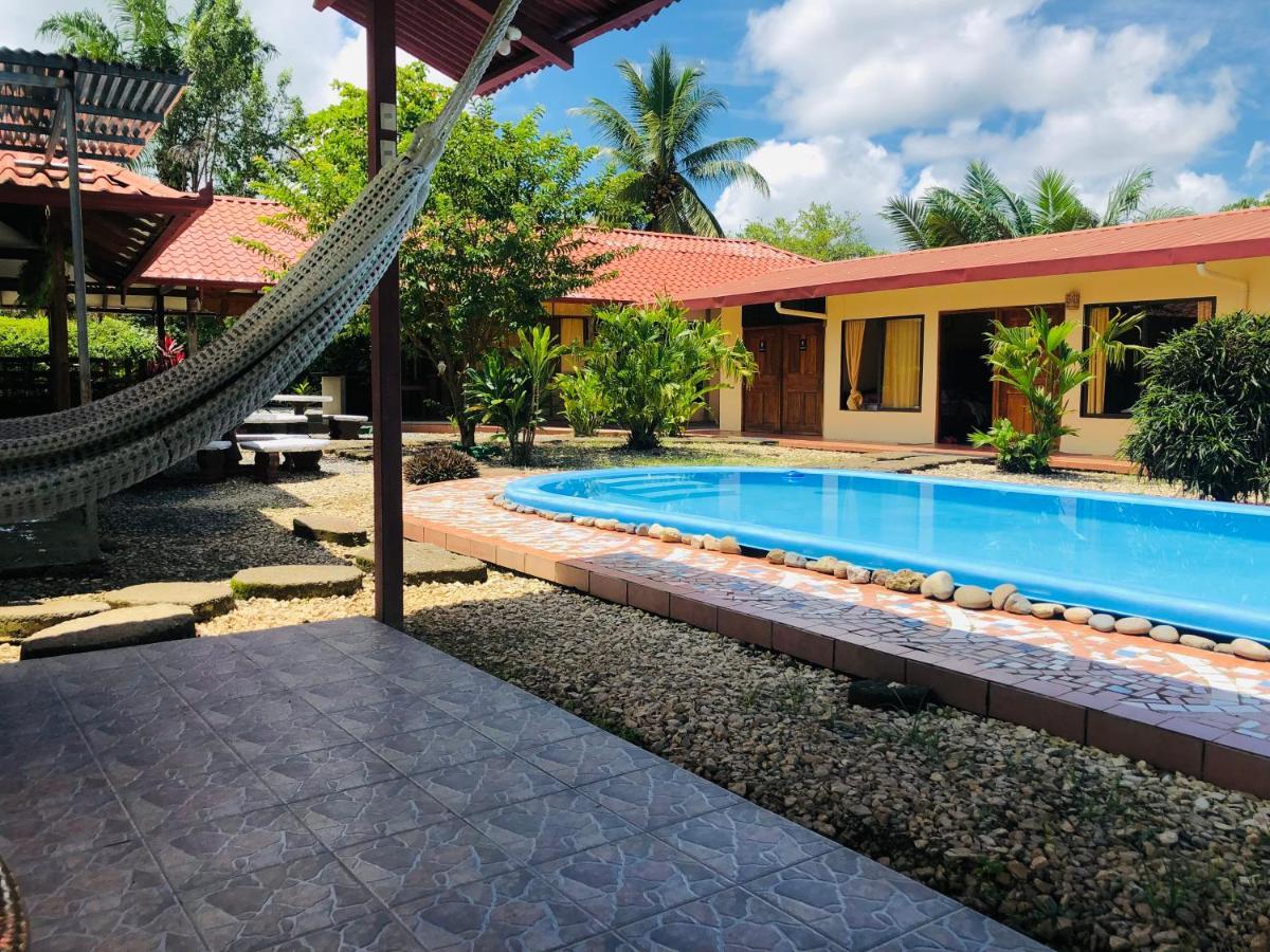 Bed & Breakfast Cocodrilo Sierpe