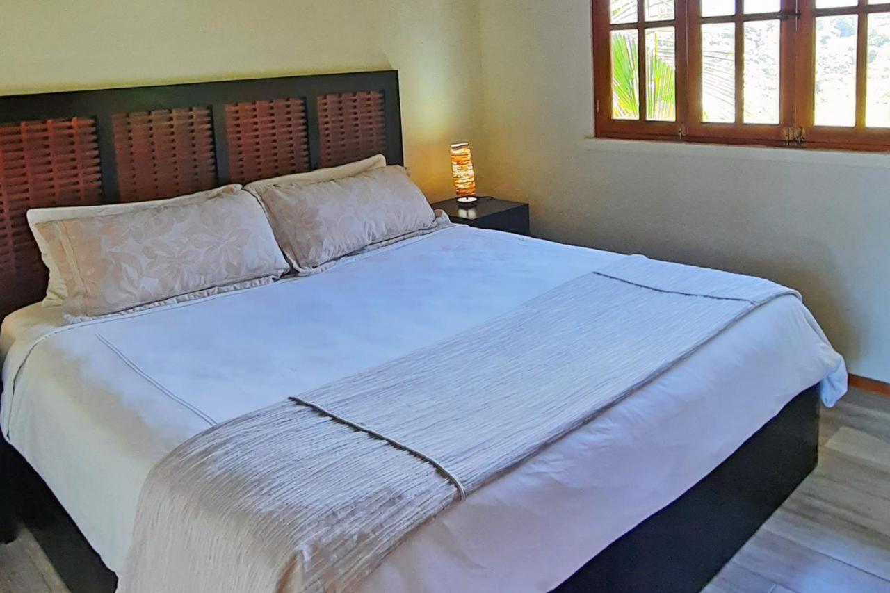 Hotel El Castillo Luxury Boutique Hotel- (adults Only) Ojochal