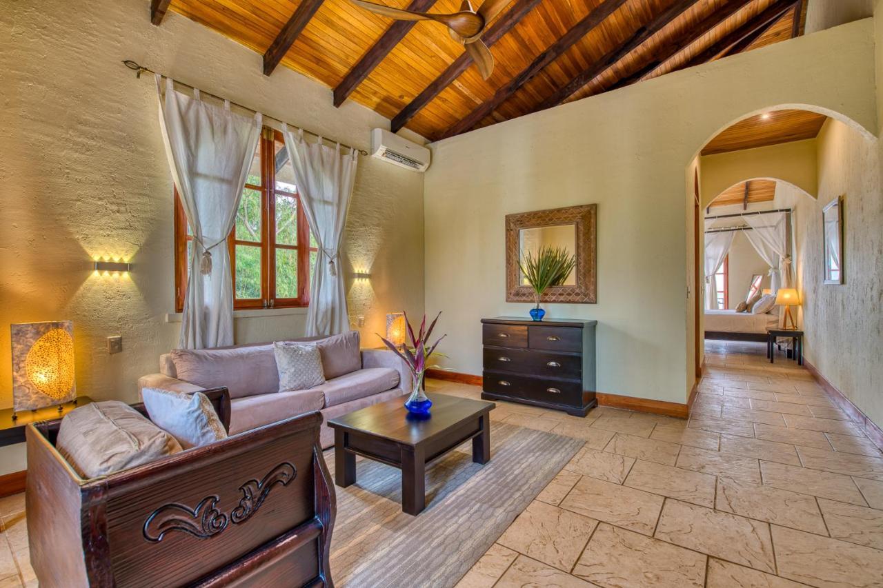 Hotel El Castillo Luxury Boutique Hotel- (adults Only) Ojochal
